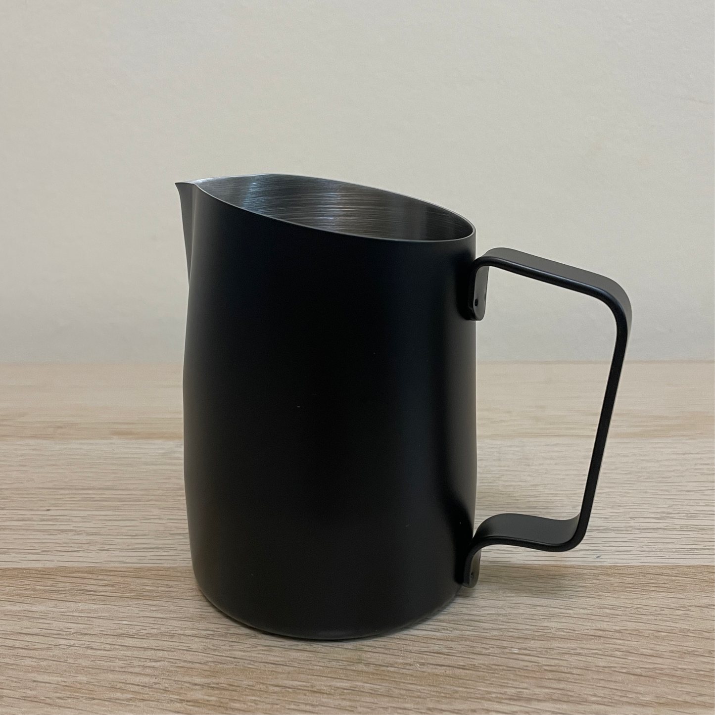 450mL Black Latte Art Jug - #06 Round - Homey Koffee